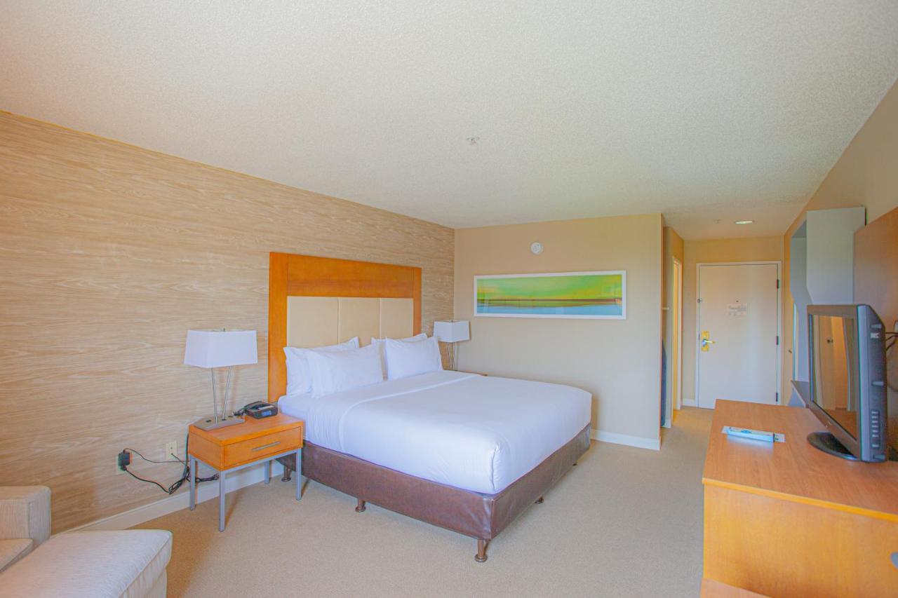 Holiday Inn & Suites Spring - The Woodlands Exterior foto