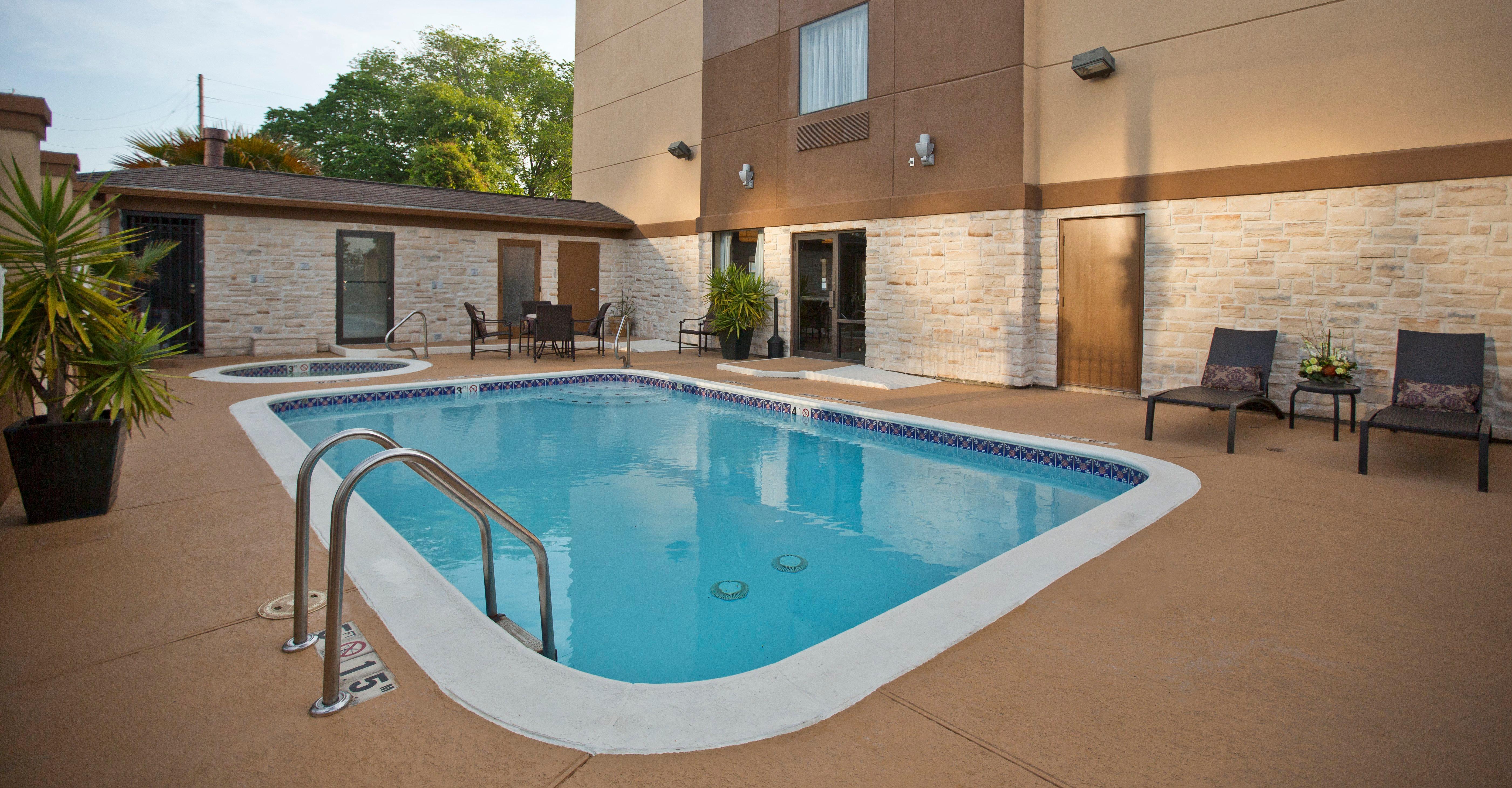 Holiday Inn & Suites Spring - The Woodlands Exterior foto